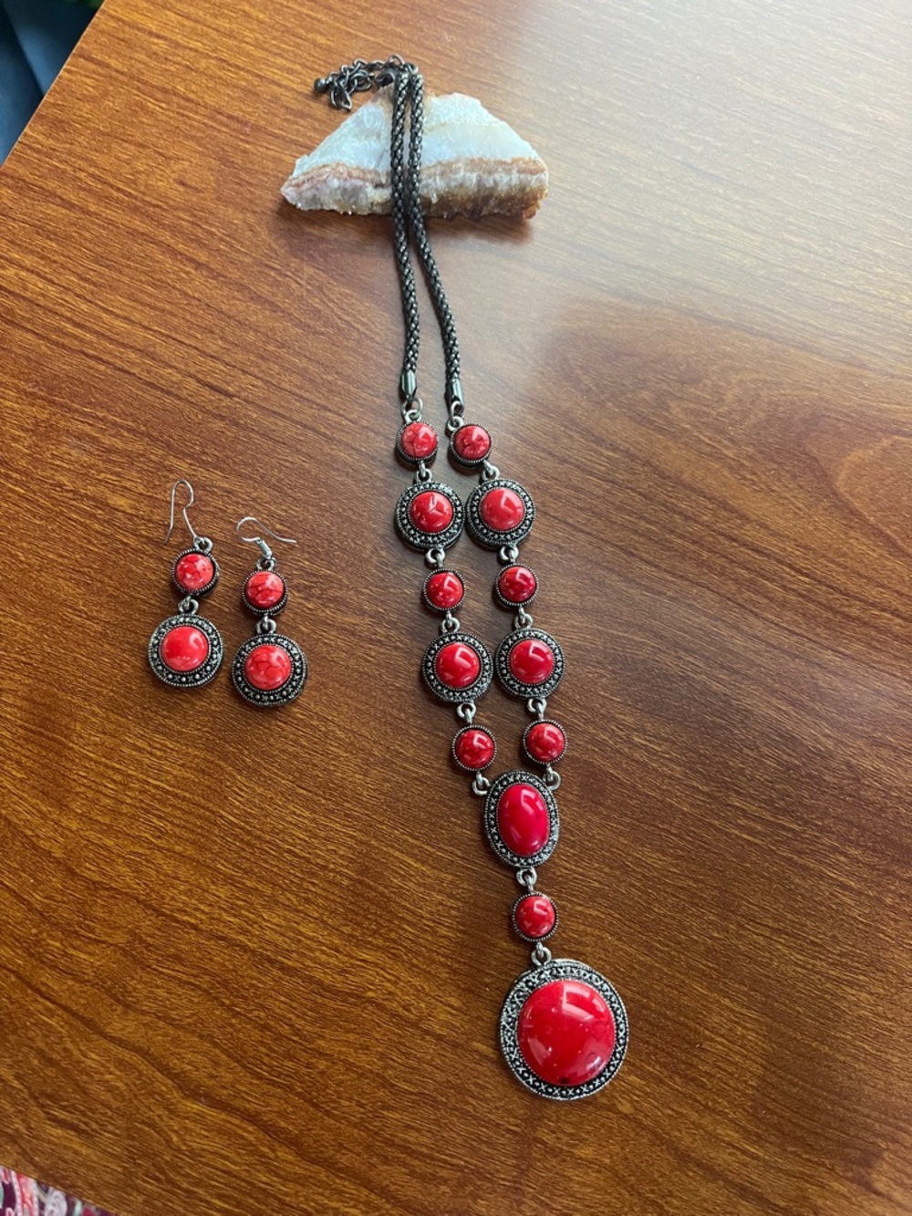 Vintage Red Pendant Necklace with Matching Earrings